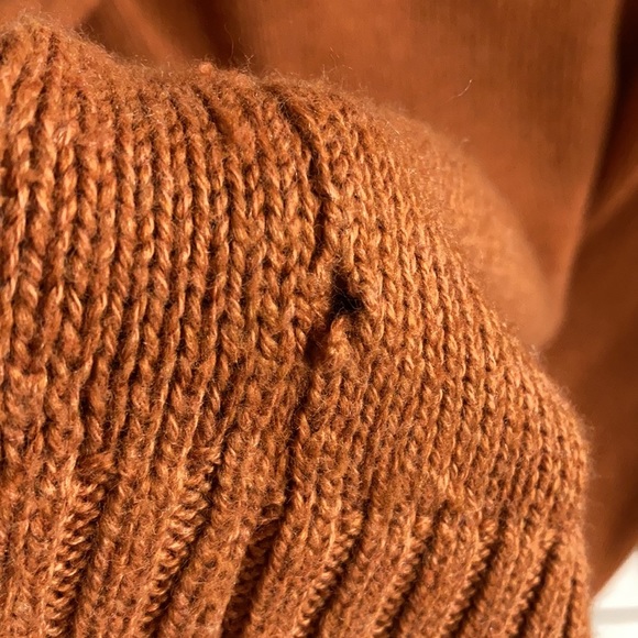 —Small orange Old Navy Turtleneck Sweater - Picture 5 of 5